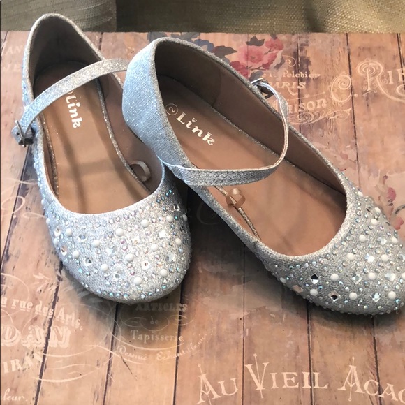 little girls sparkly shoes